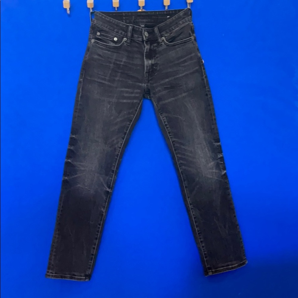 American Eagle Flex Slim Selvedge Jeans.
